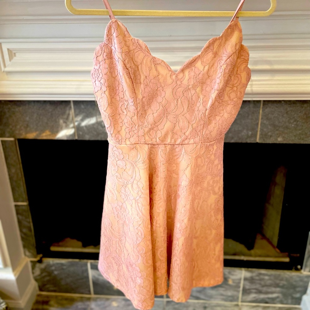Blush colored sweetheart neckline spaghetti strap A line dress. Size 7 By RowA